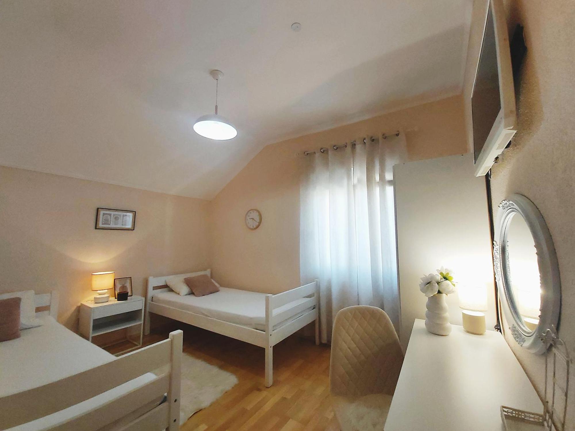 Zara Apartment With Terrace Near Old Town Μόσταρ Εξωτερικό φωτογραφία