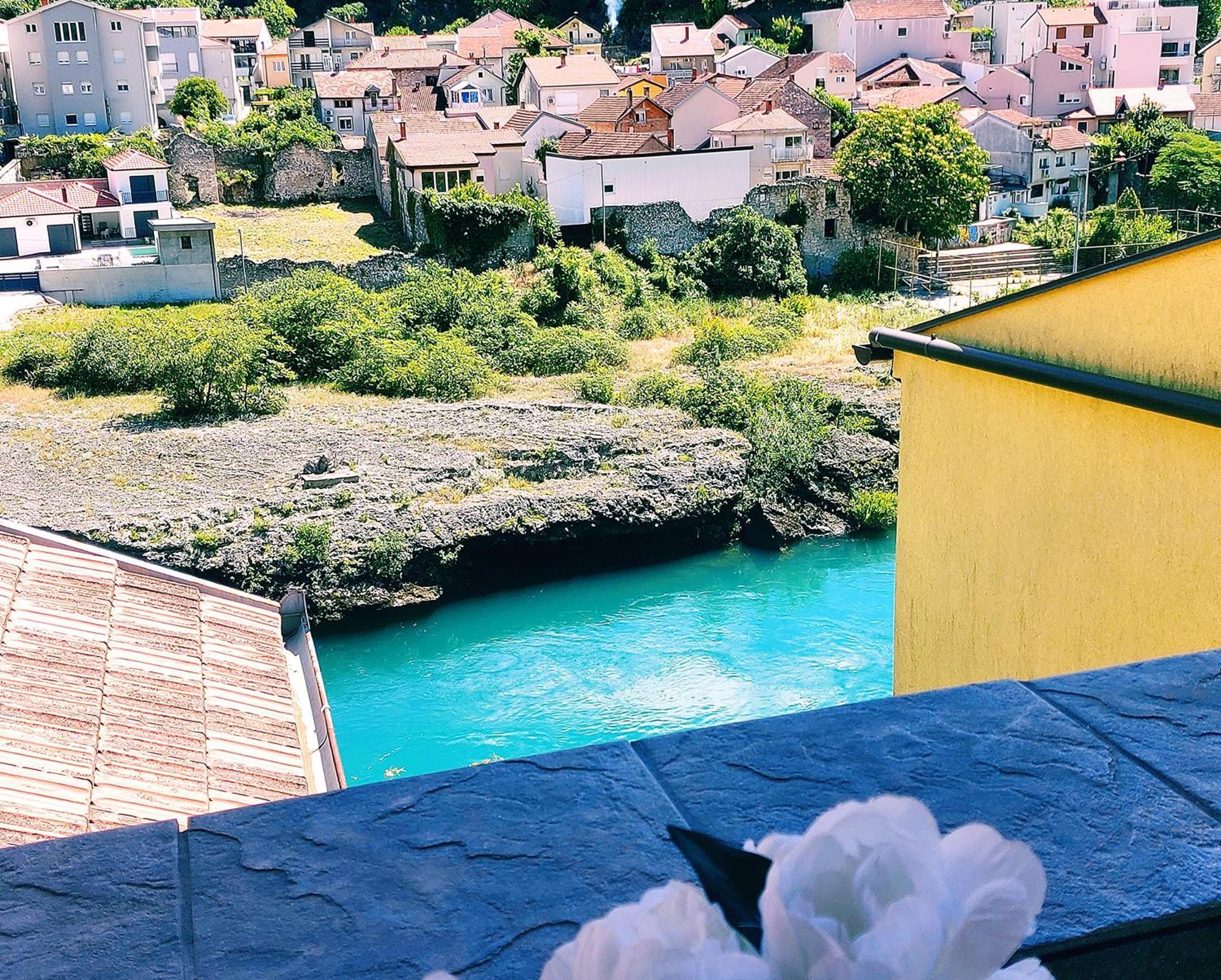 Zara Apartment With Terrace Near Old Town Μόσταρ Εξωτερικό φωτογραφία